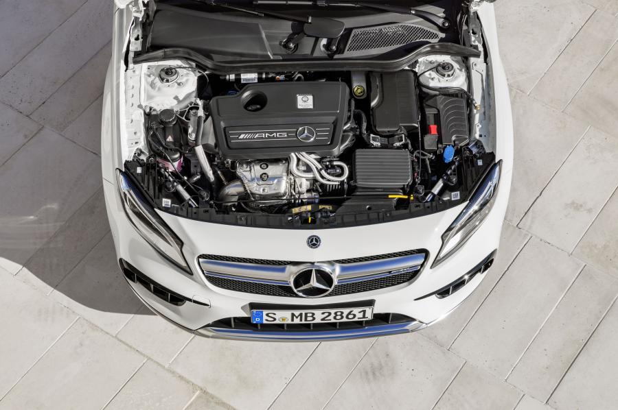  Mercedes-AMG GLA45 4Matic 2017 года  (WW) (фото 21 из 40)